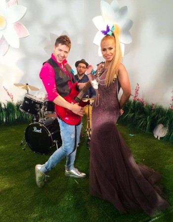 Anda Adam, promo pentru Antena Stars