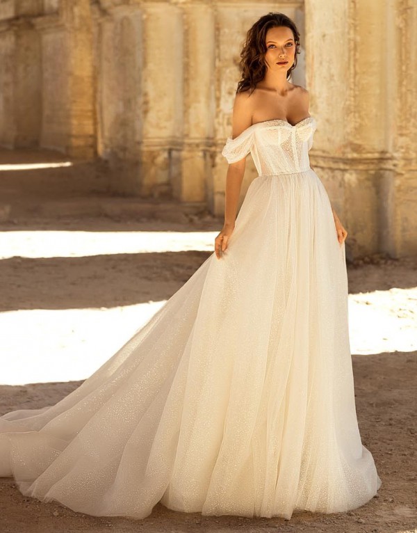ROCHIE DE MIREASA SKY BY EVA LENDEL