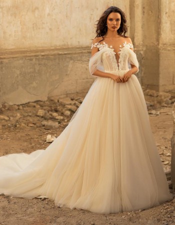 ROCHIE DE MIREASA EMILY