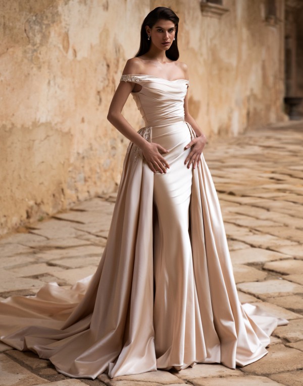 ROCHIE DE MIREASA VENUS BY EVA LENDEL