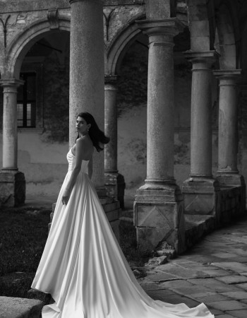 ROCHIE DE MIREASA ALESSIA BY EVA LENDEL