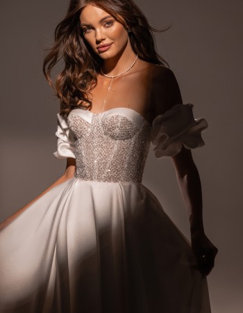 ROCHIE DE MIREASA NELLY
