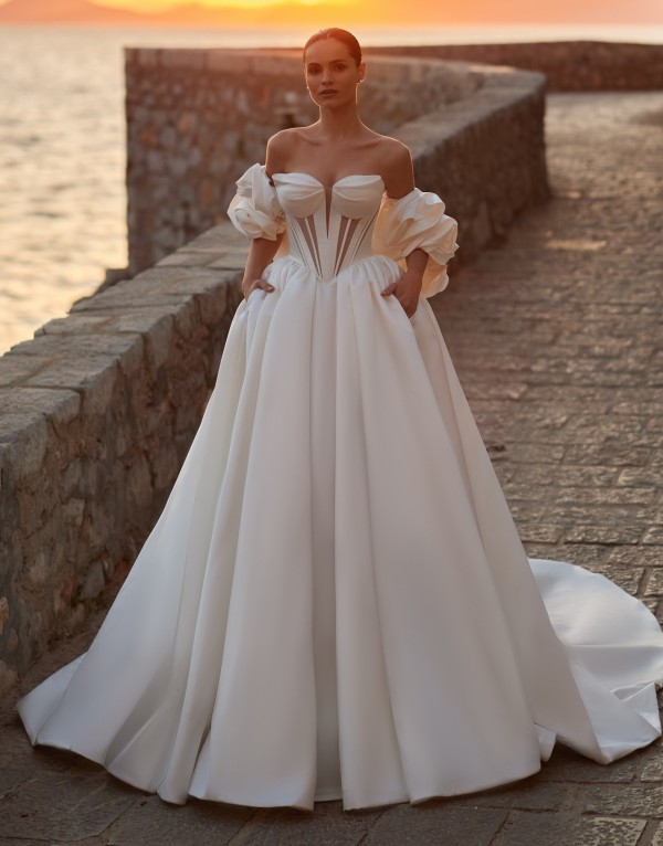 ROCHIE DE MIREASA RIHANNA