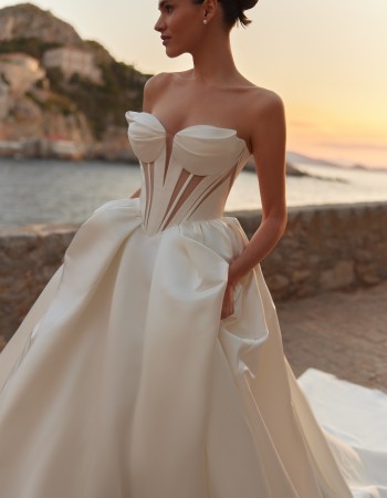 ROCHIE DE MIREASA RIHANNA