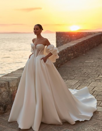 ROCHIE DE MIREASA RIHANNA