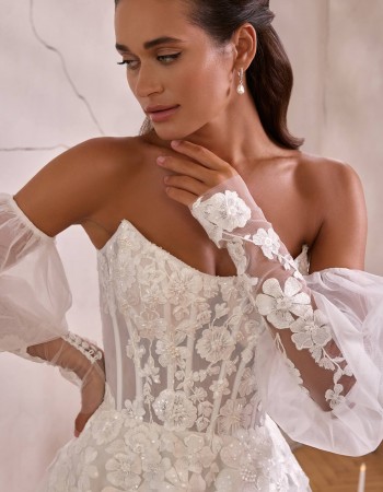 ROCHIE DE MIREASA MIA