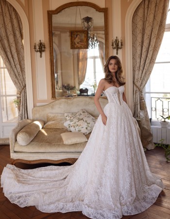 ROCHIE DE MIREASA AMARISA